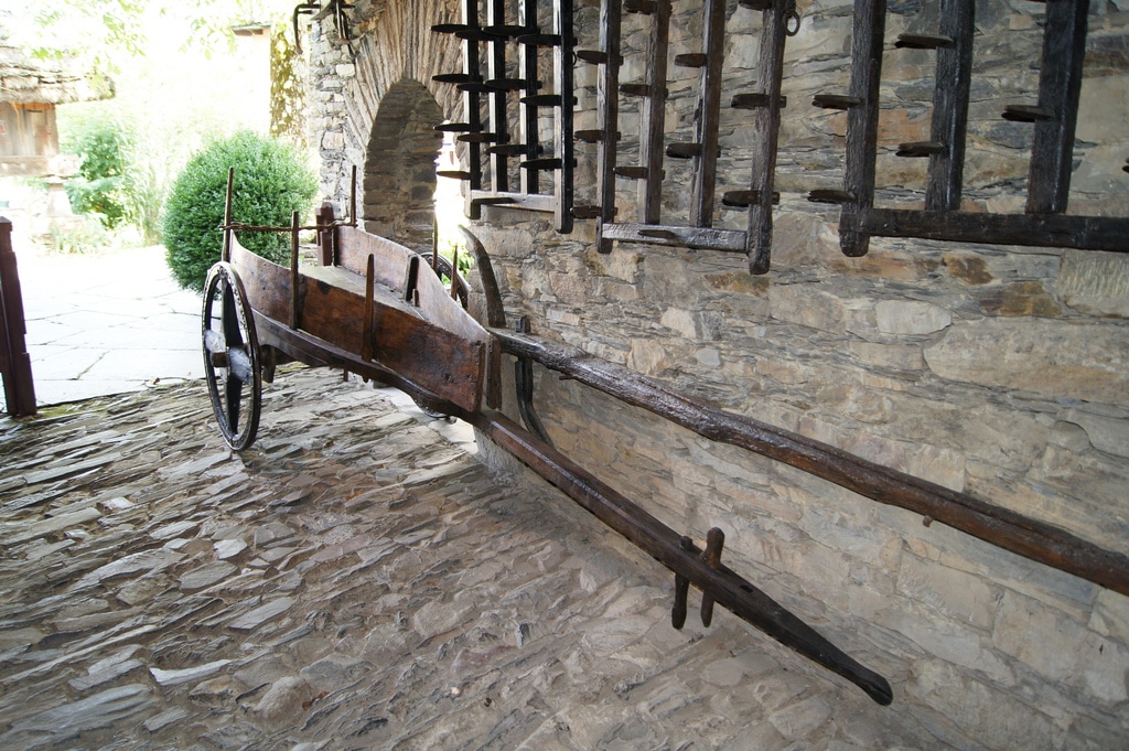 lanza de carro de heno