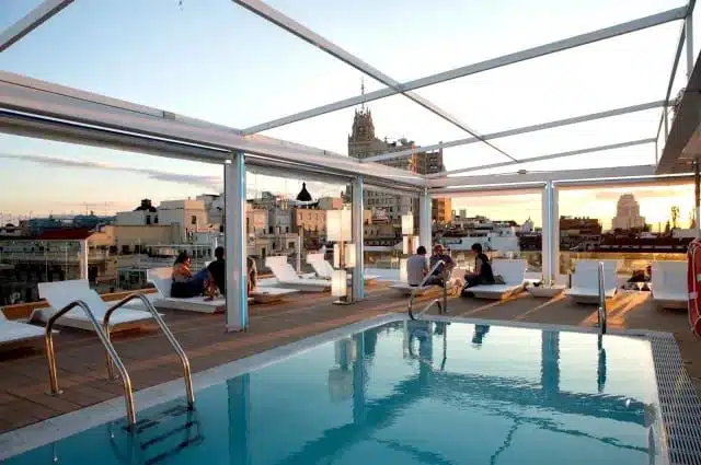 las mejores piscinas en azoteas de madrid